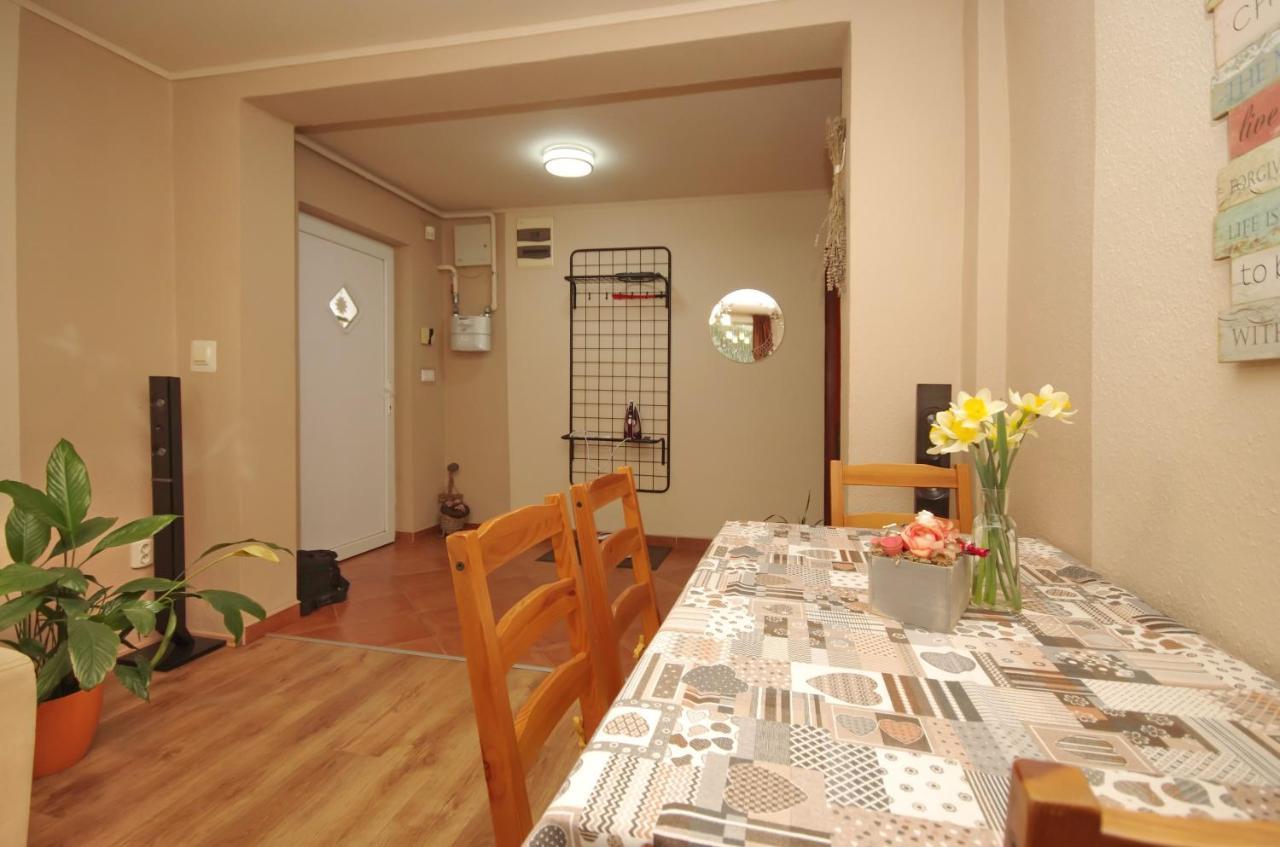 Bodza Apartman Gyula Exteriör bild